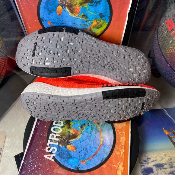🆕 Adidas PulseBOOST HD - Solar Red - Mens Sizes - Picture 8 of 11
